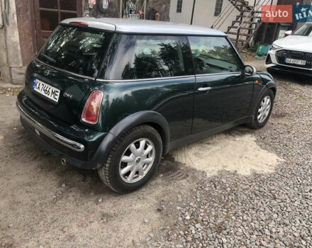 Зеленый Мини Hatch, объемом двигателя 1.6 л и пробегом 236 тыс. км за 5500 $, фото 2 на Automoto.ua