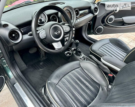 Зелений Міні Hatch, об'ємом двигуна 1.6 л та пробігом 110 тис. км за 8000 $, фото 7 на Automoto.ua