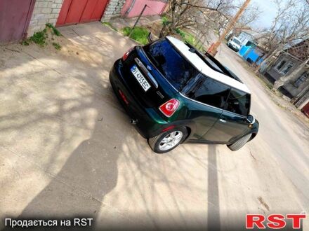 Зелений Міні Hatch, об'ємом двигуна 1.6 л та пробігом 180 тис. км за 8000 $, фото 1 на Automoto.ua