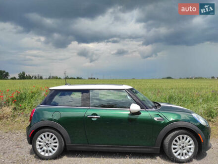 Міні Hatch 2014 у Кам'янське (Дніпродзержинськ) на Automoto.ua Зелений Міні Hatch, об'ємом двигуна 1.5 л та пробігом 167 тис. км за 14250 $, фото 1 на Automoto.ua