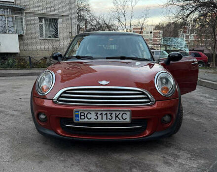 Оранжевый Мини Hatch, объемом двигателя 1.6 л и пробегом 185 тыс. км за 7700 $, фото 8 на Automoto.ua
