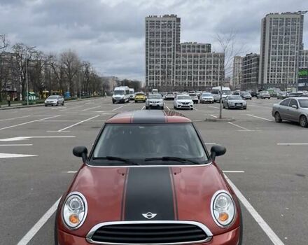 Оранжевый Мини Hatch, объемом двигателя 1.6 л и пробегом 85 тыс. км за 10500 $, фото 1 на Automoto.ua