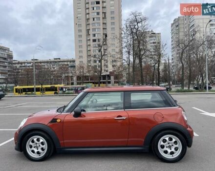 Оранжевый Мини Hatch, объемом двигателя 1.6 л и пробегом 85 тыс. км за 10500 $, фото 2 на Automoto.ua