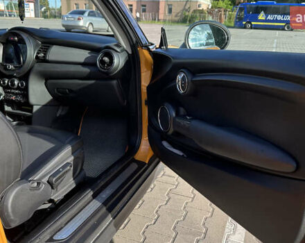 Оранжевый Мини Hatch, объемом двигателя 1.5 л и пробегом 156 тыс. км за 12700 $, фото 7 на Automoto.ua