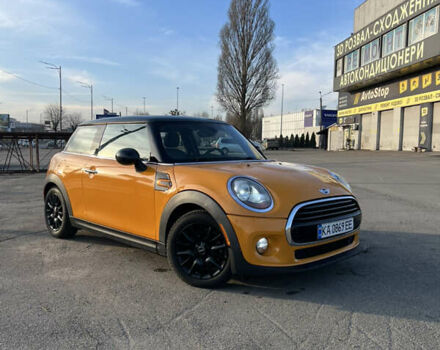 Оранжевый Мини Hatch, объемом двигателя 1.5 л и пробегом 120 тыс. км за 11500 $, фото 4 на Automoto.ua
