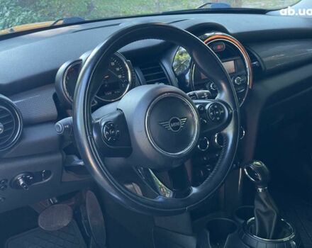 Помаранчевий Міні Hatch, об'ємом двигуна 1.5 л та пробігом 122 тис. км за 12490 $, фото 19 на Automoto.ua