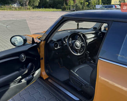 Оранжевый Мини Hatch, объемом двигателя 1.5 л и пробегом 156 тыс. км за 12700 $, фото 6 на Automoto.ua