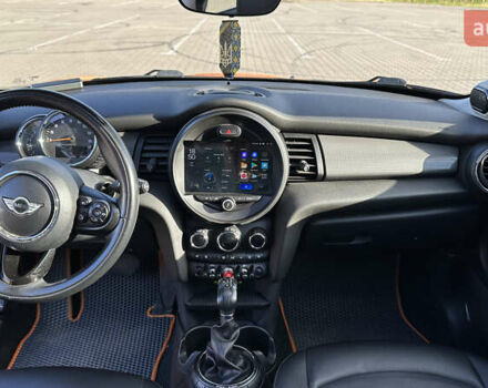 Оранжевый Мини Hatch, объемом двигателя 1.5 л и пробегом 156 тыс. км за 12700 $, фото 13 на Automoto.ua
