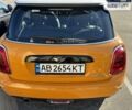Оранжевый Мини Hatch, объемом двигателя 1.5 л и пробегом 92 тыс. км за 14500 $, фото 4 на Automoto.ua