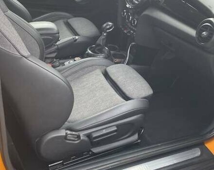 Оранжевый Мини Hatch, объемом двигателя 1.5 л и пробегом 104 тыс. км за 15900 $, фото 6 на Automoto.ua