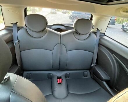 Білий Міні Mini, об'ємом двигуна 1.6 л та пробігом 128 тис. км за 9300 $, фото 7 на Automoto.ua
