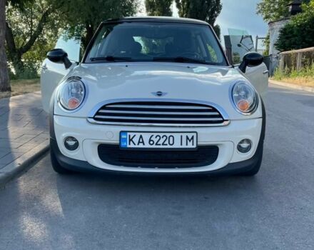 Білий Міні Mini, об'ємом двигуна 1.6 л та пробігом 128 тис. км за 9300 $, фото 2 на Automoto.ua