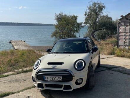Бежевый Мини Мини, объемом двигателя 1.5 л и пробегом 88 тыс. км за 12492 $, фото 1 на Automoto.ua