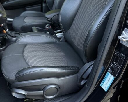 Черный Мини Мини, объемом двигателя 2 л и пробегом 192 тыс. км за 15499 $, фото 9 на Automoto.ua