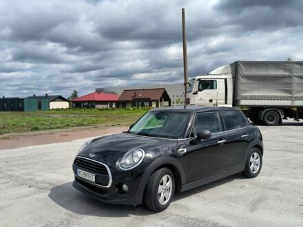 Чорний Міні Mini, об'ємом двигуна 1.5 л та пробігом 153 тис. км за 9400 $, фото 1 на Automoto.ua