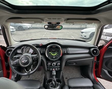 Червоний Міні Mini, об'ємом двигуна 1.5 л та пробігом 59 тис. км за 15900 $, фото 15 на Automoto.ua