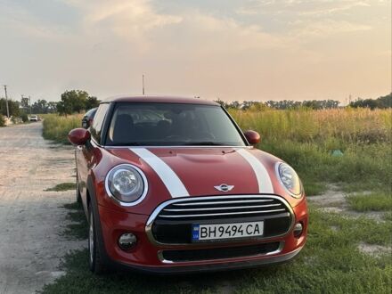 Червоний Міні Mini, об'ємом двигуна 1.5 л та пробігом 76 тис. км за 11978 $, фото 1 на Automoto.ua