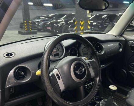 Білий Міні One, об'ємом двигуна 1.4 л та пробігом 266 тис. км за 4700 $, фото 7 на Automoto.ua