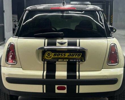 Білий Міні One, об'ємом двигуна 1.4 л та пробігом 266 тис. км за 4700 $, фото 4 на Automoto.ua