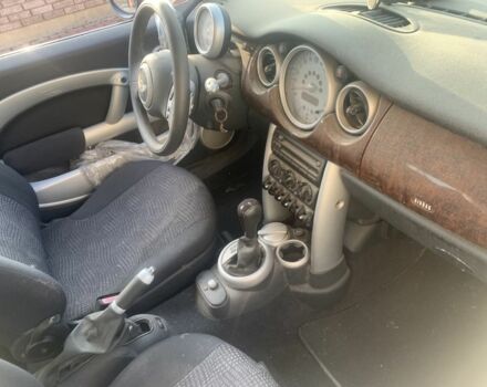 Бежевий Міні One, об'ємом двигуна 1.6 л та пробігом 137 тис. км за 2500 $, фото 6 на Automoto.ua