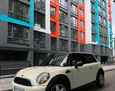 Бежевий Міні One, об'ємом двигуна 1.4 л та пробігом 117 тис. км за 7200 $, фото 1 на Automoto.ua