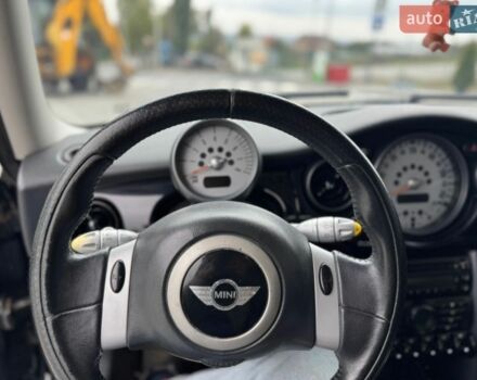Чорний Міні One, об'ємом двигуна 1.6 л та пробігом 248 тис. км за 4200 $, фото 5 на Automoto.ua