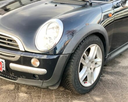 Черный Мини Ван, объемом двигателя 14 л и пробегом 220 тыс. км за 4490 $, фото 23 на Automoto.ua