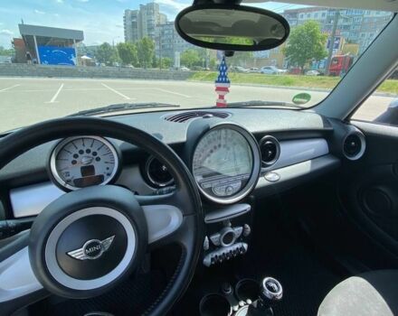 Черный Мини Ван, объемом двигателя 1.4 л и пробегом 231 тыс. км за 6500 $, фото 9 на Automoto.ua