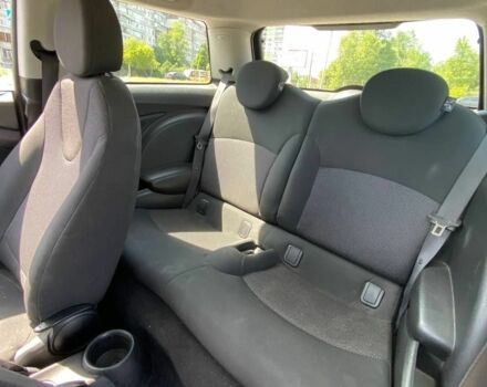 Черный Мини Ван, объемом двигателя 1.4 л и пробегом 231 тыс. км за 6500 $, фото 8 на Automoto.ua