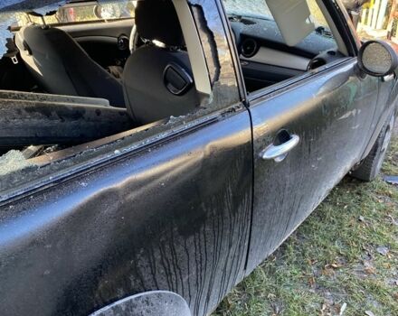 Чорний Міні One, об'ємом двигуна 1.6 л та пробігом 197 тис. км за 3000 $, фото 1 на Automoto.ua