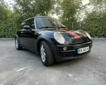 Черный Мини Ван, объемом двигателя 1.6 л и пробегом 210 тыс. км за 5500 $, фото 6 на Automoto.ua