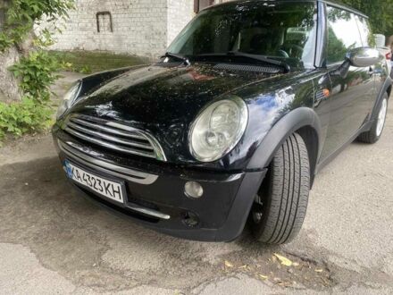 Черный Мини Ван, объемом двигателя 1.6 л и пробегом 219 тыс. км за 3600 $, фото 1 на Automoto.ua