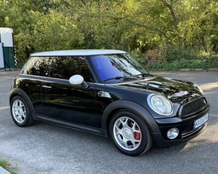 Чорний Міні One, об'ємом двигуна 1.4 л та пробігом 175 тис. км за 7200 $, фото 1 на Automoto.ua
