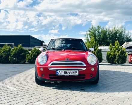 Червоний Міні One, об'ємом двигуна 1.6 л та пробігом 300 тис. км за 7699 $, фото 1 на Automoto.ua