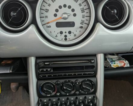 Жовтий Міні One, об'ємом двигуна 1.6 л та пробігом 210 тис. км за 3950 $, фото 6 на Automoto.ua