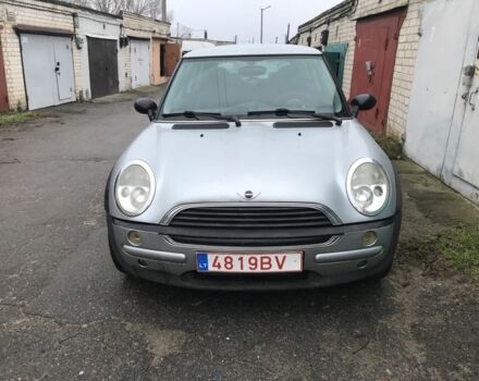 Серый Мини Ван, объемом двигателя 1.6 л и пробегом 237 тыс. км за 2350 $, фото 1 на Automoto.ua