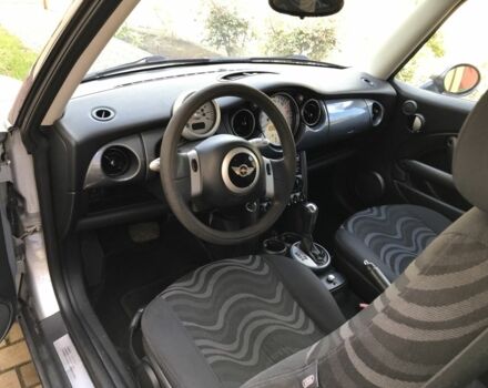Серый Мини Ван, объемом двигателя 1.6 л и пробегом 237 тыс. км за 2350 $, фото 8 на Automoto.ua