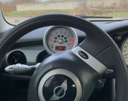 Сірий Міні One, об'ємом двигуна 1.6 л та пробігом 230 тис. км за 3800 $, фото 7 на Automoto.ua