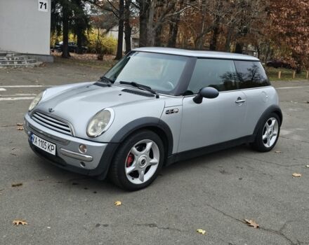 Серый Мини Ван, объемом двигателя 1.6 л и пробегом 200 тыс. км за 3500 $, фото 9 на Automoto.ua