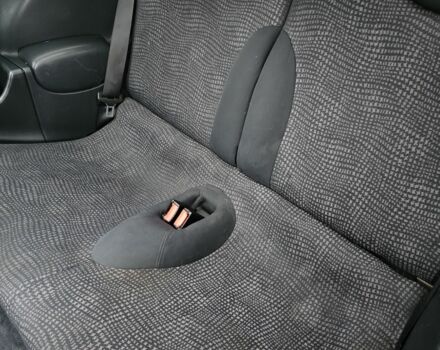 Серый Мини Ван, объемом двигателя 1.6 л и пробегом 200 тыс. км за 3500 $, фото 15 на Automoto.ua