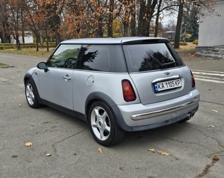 Серый Мини Ван, объемом двигателя 1.6 л и пробегом 200 тыс. км за 3500 $, фото 7 на Automoto.ua