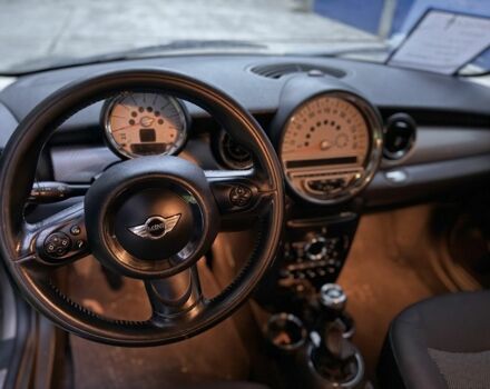 Мини Ван 2011 в Каменце-Подольском на Automoto.ua Серый Мини Ван, объемом двигателя 1.6 л и пробегом 218 тыс. км за 5700 $, фото 5 на Automoto.ua