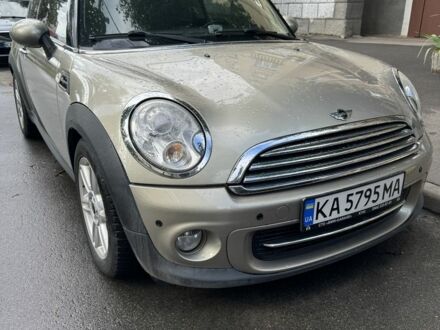 Мини Ван 2010 в Киеве на Automoto.ua Серый Мини Ван, объемом двигателя 1.6 л и пробегом 101 тыс. км за 8700 $, фото 1 на Automoto.ua