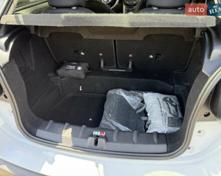 Белый Мини Пейсмен, объемом двигателя 2 л и пробегом 89 тыс. км за 12700 $, фото 36 на Automoto.ua