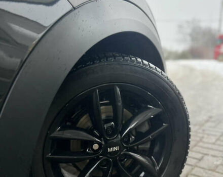 Чорний Міні Пейсмен, об'ємом двигуна 2 л та пробігом 170 тис. км за 12500 $, фото 10 на Automoto.ua