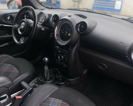 Чорний Міні Пейсмен, об'ємом двигуна 2 л та пробігом 170 тис. км за 11000 $, фото 21 на Automoto.ua