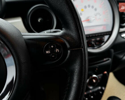 Бежевый Мини Roadster, объемом двигателя 1.6 л и пробегом 129 тыс. км за 13500 $, фото 12 на Automoto.ua