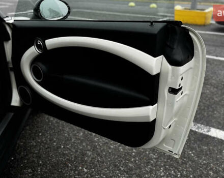 Бежевый Мини Roadster, объемом двигателя 1.6 л и пробегом 129 тыс. км за 13500 $, фото 19 на Automoto.ua