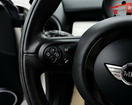 Бежевый Мини Roadster, объемом двигателя 1.6 л и пробегом 129 тыс. км за 13500 $, фото 11 на Automoto.ua