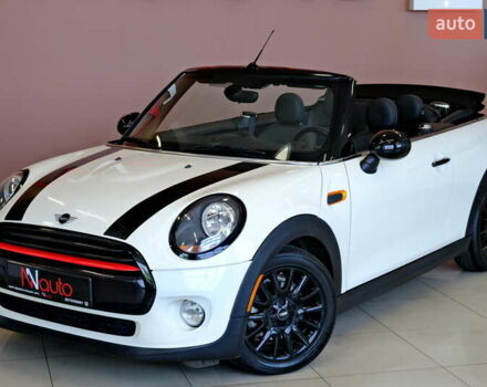 Бежевый Мини Convertible, объемом двигателя 1.5 л и пробегом 50 тыс. км за 11900 $, фото 9 на Automoto.ua